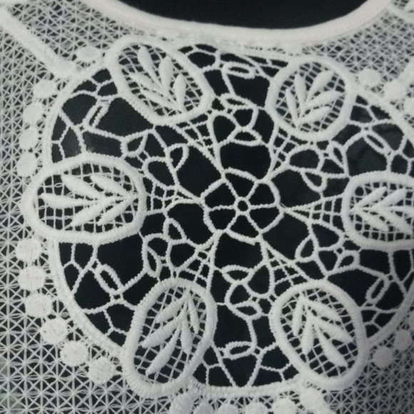 Beautiful knitted  top by Francesca Bettini - Picture 3 of 8